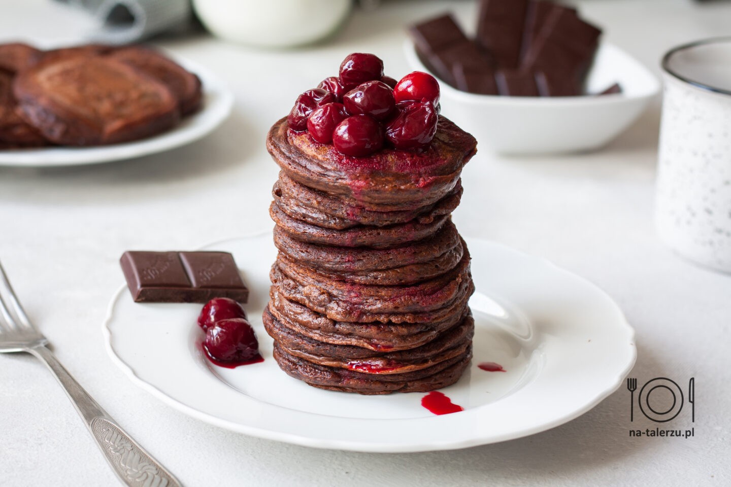 Czekoladowe Pancakes Przepis Na Puszyste Placuszki Na Talerzu Pl