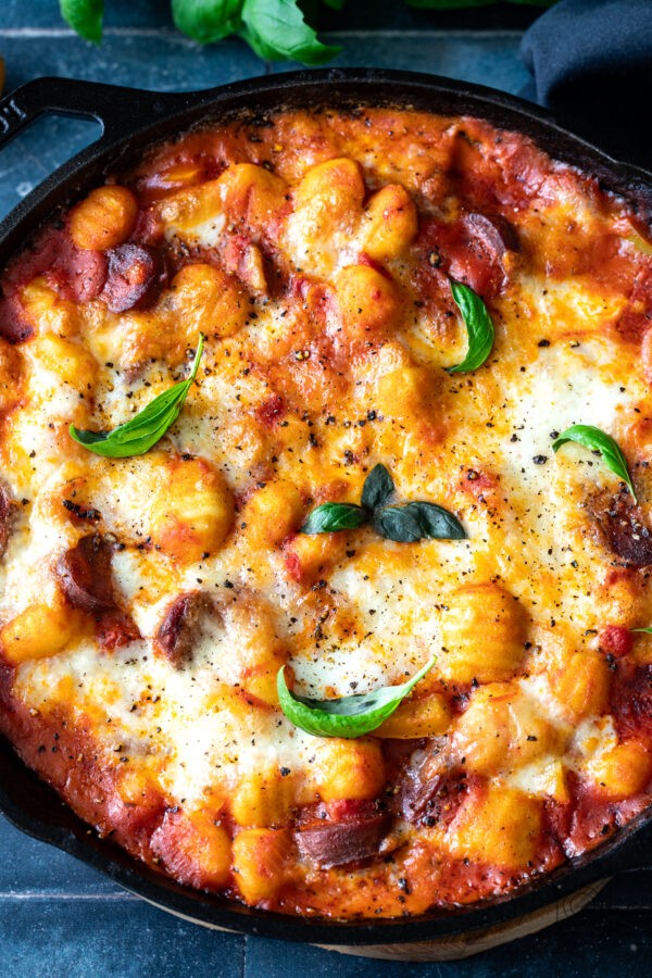 Gnocchi Zapiekane W Sosie Pomidorowym Z Chorizo I Mozzarell