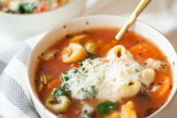 zupa pomidorowa z tortellini