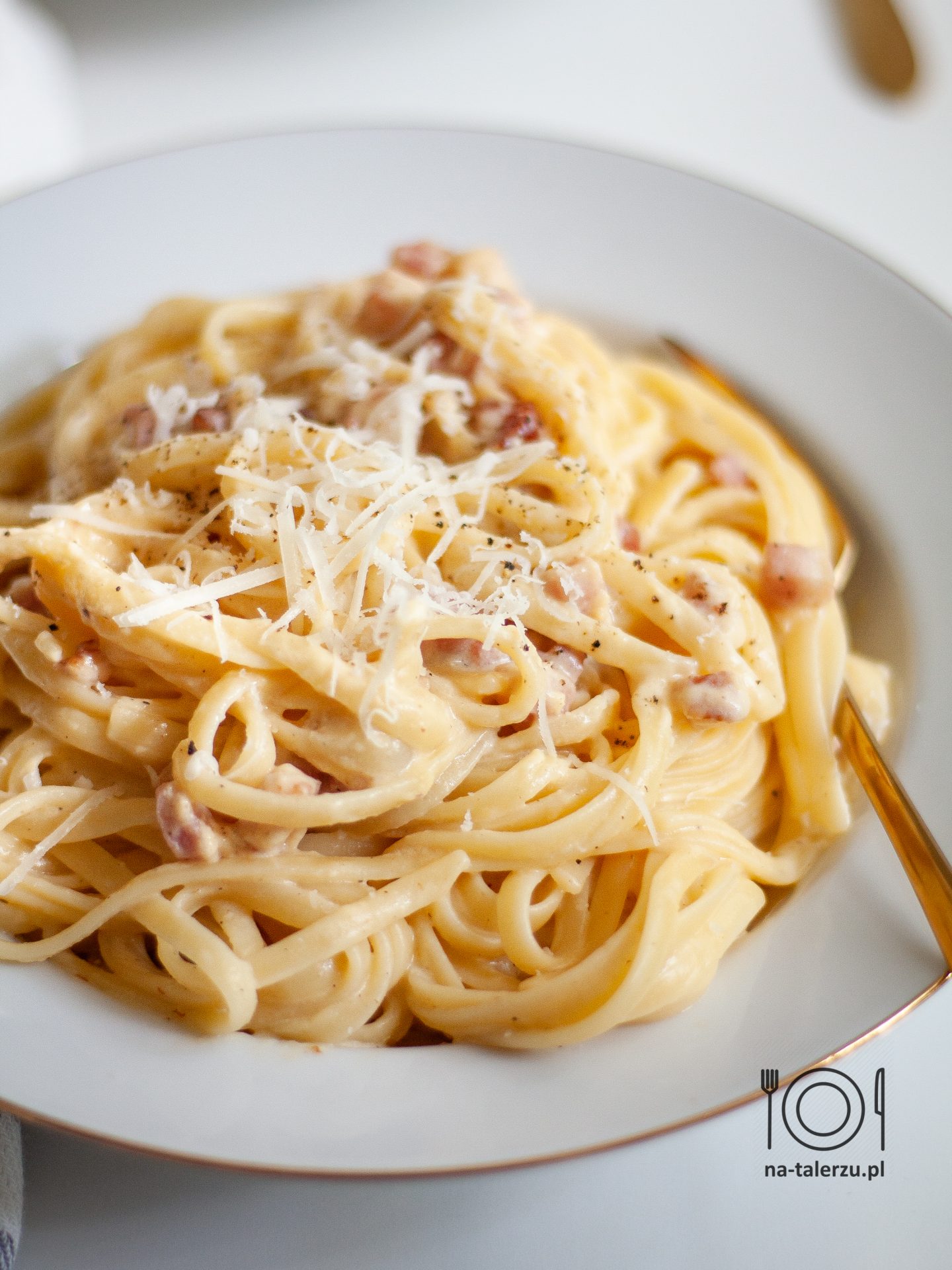 Spaghetti carbonara oryginalny włoski przepis Natalerzu.pl