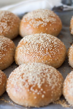 pełnoziarniste bułki do burgerów