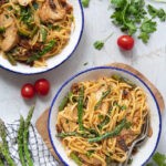 Spaghetti z kurczakiem, szparagami i suszonymi pomidorami