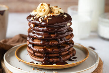 Puszyste czekoladowe pancakes