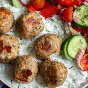 Pieczone greckie pulpeciki z indyka i cukinii