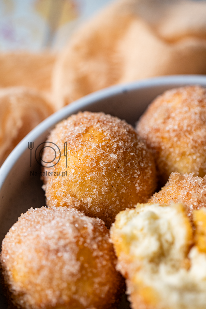 Mini pączki z 3 składników z air fryer