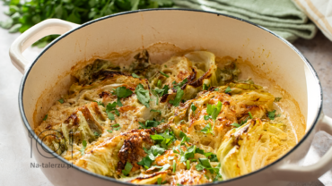 Kremowa zapiekana młoda kapusta