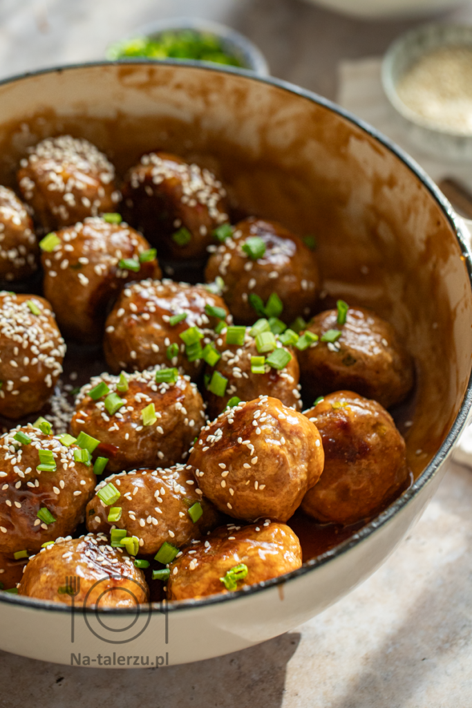 Pieczone klopsiki z indyka w sosie teriyaki